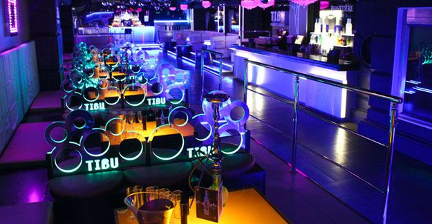 Nightlife in Puerto Banus, bars, discos and clubs, Marbella, Costa del Sol,  Andalucia, Southern Spain